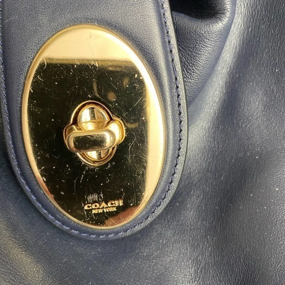 Coach Carlyle Bag‎ - Picture 10 of 16